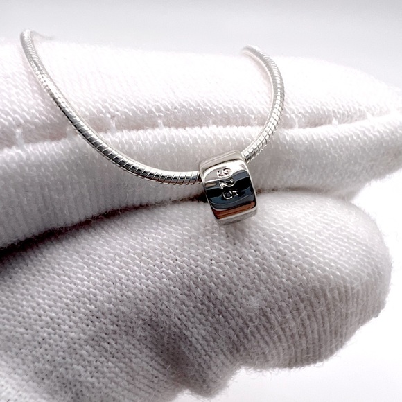 .925 Sterling Silver Pave Cz Cross Necklace - Picture 9 of 14